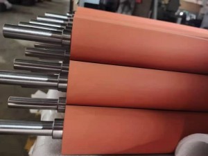 Silicone rubber roller